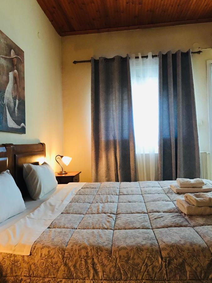 Guesthouse Adonis Káto Loutrákion Esterno foto