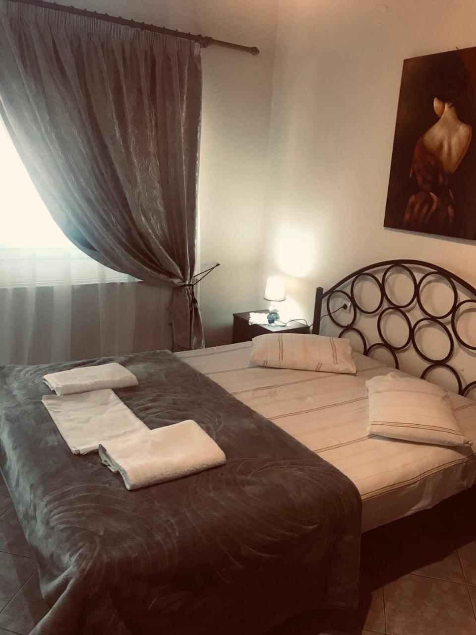Guesthouse Adonis Káto Loutrákion Esterno foto